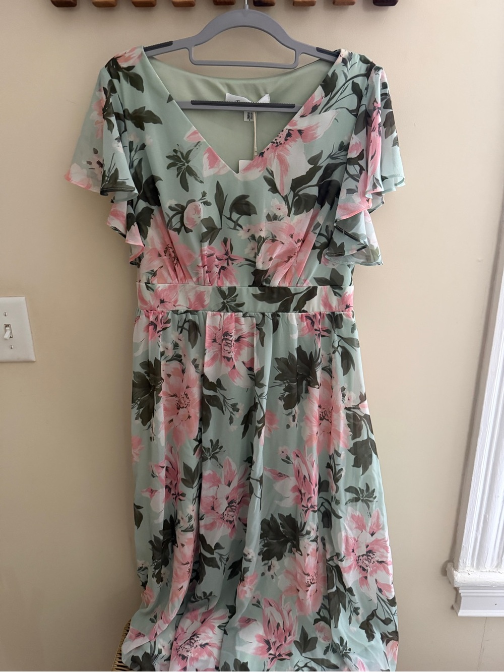 Ever Pretty Floral V-Neck Flutter Sleeve Dress in Mint and Pink